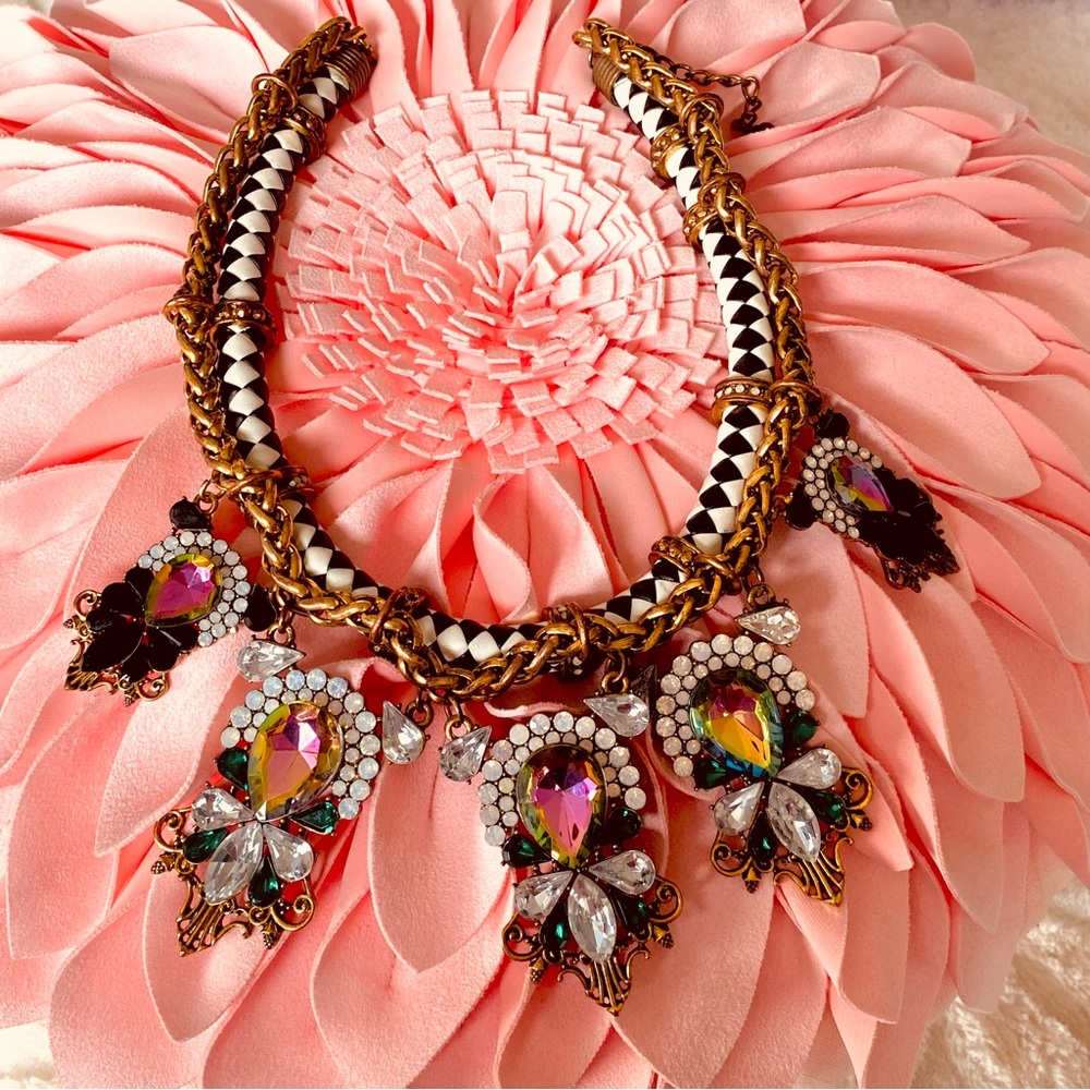 🌹HP🌹ASOS Rhinestone Statement Necklace - Picture 10 of 16